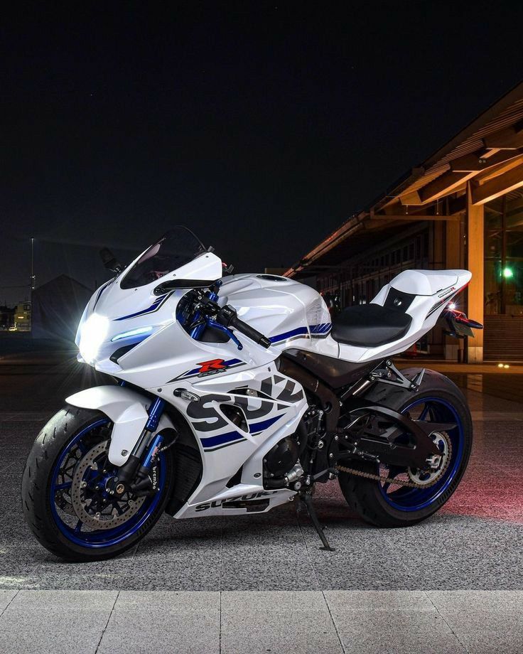 #Exploring #Suzuki #GSXR1000 #True #Icon #Sport #Bike #Engineering #Suzuki #GSXR