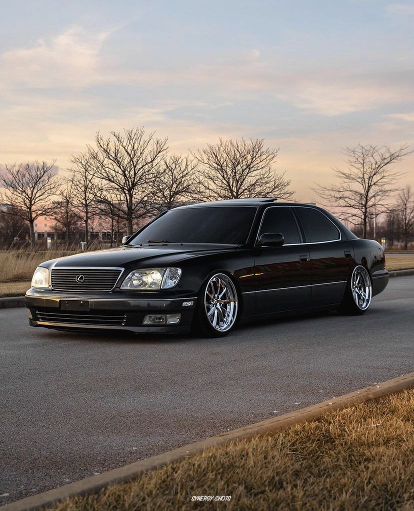 #Lexus #LS400 #UCF21