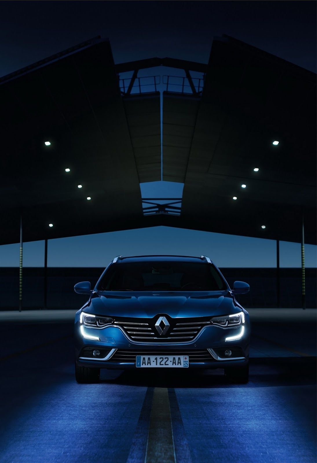 #Renault #Talisman #Estate #Detailed #Images #Carscoops