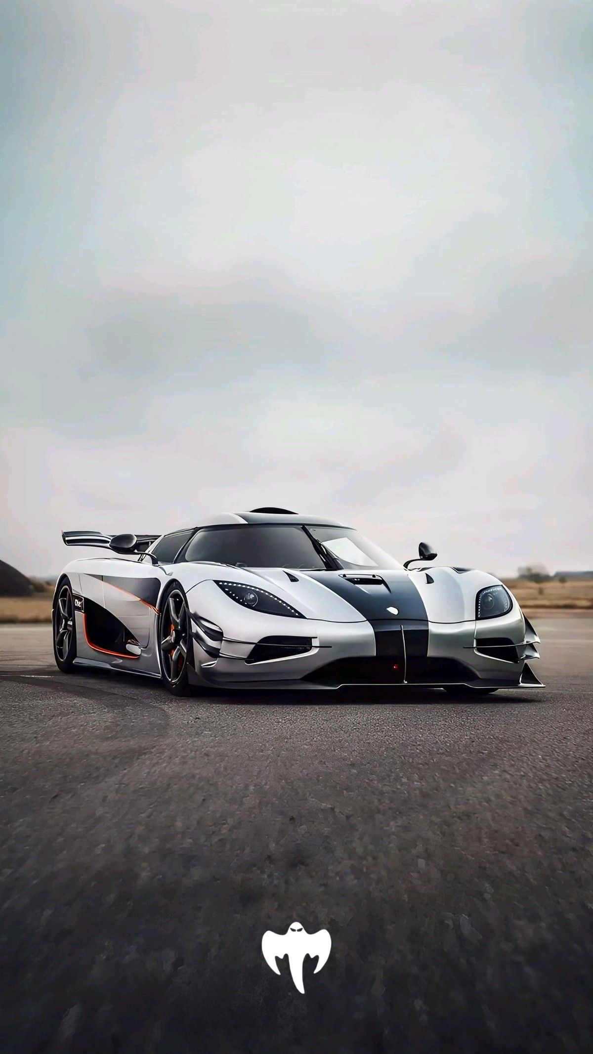 #Koenigsegg #one1 #wallpaper