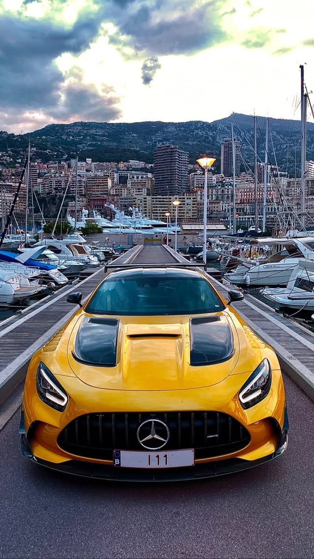 #AMG