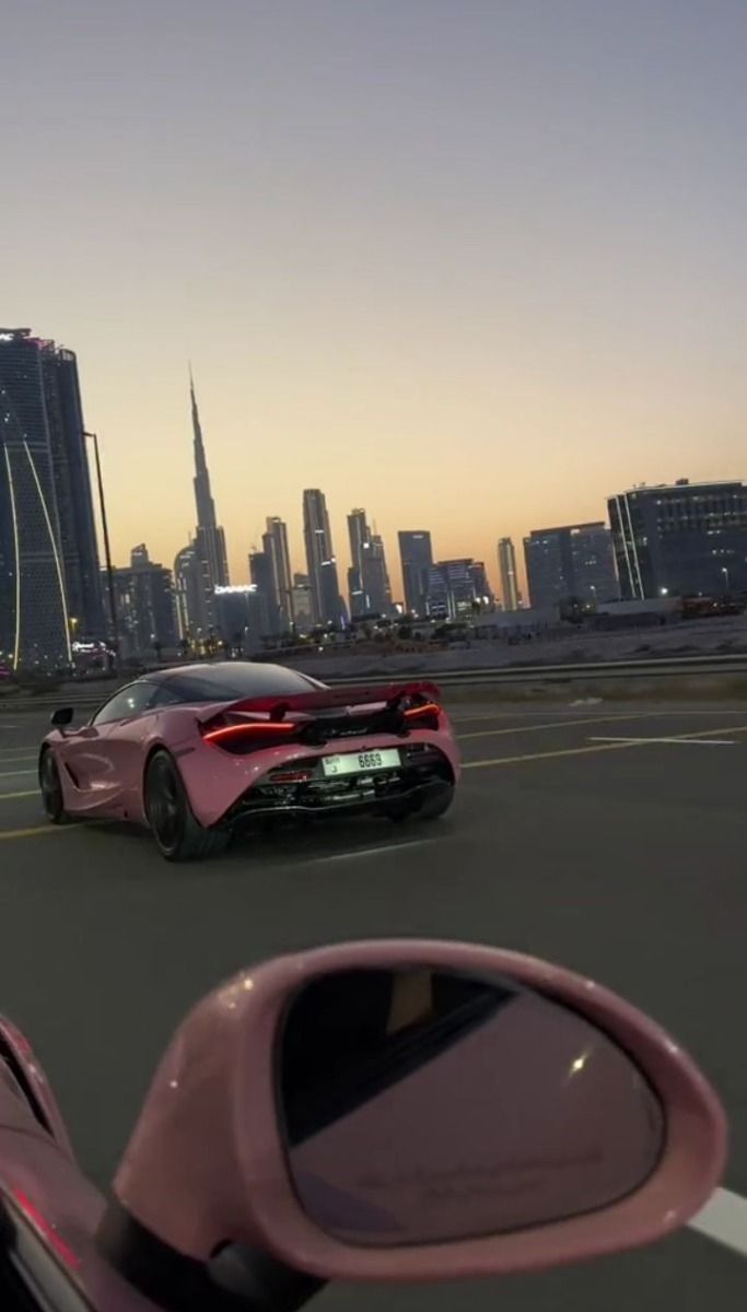 #Porsche #Mclaren #pink
