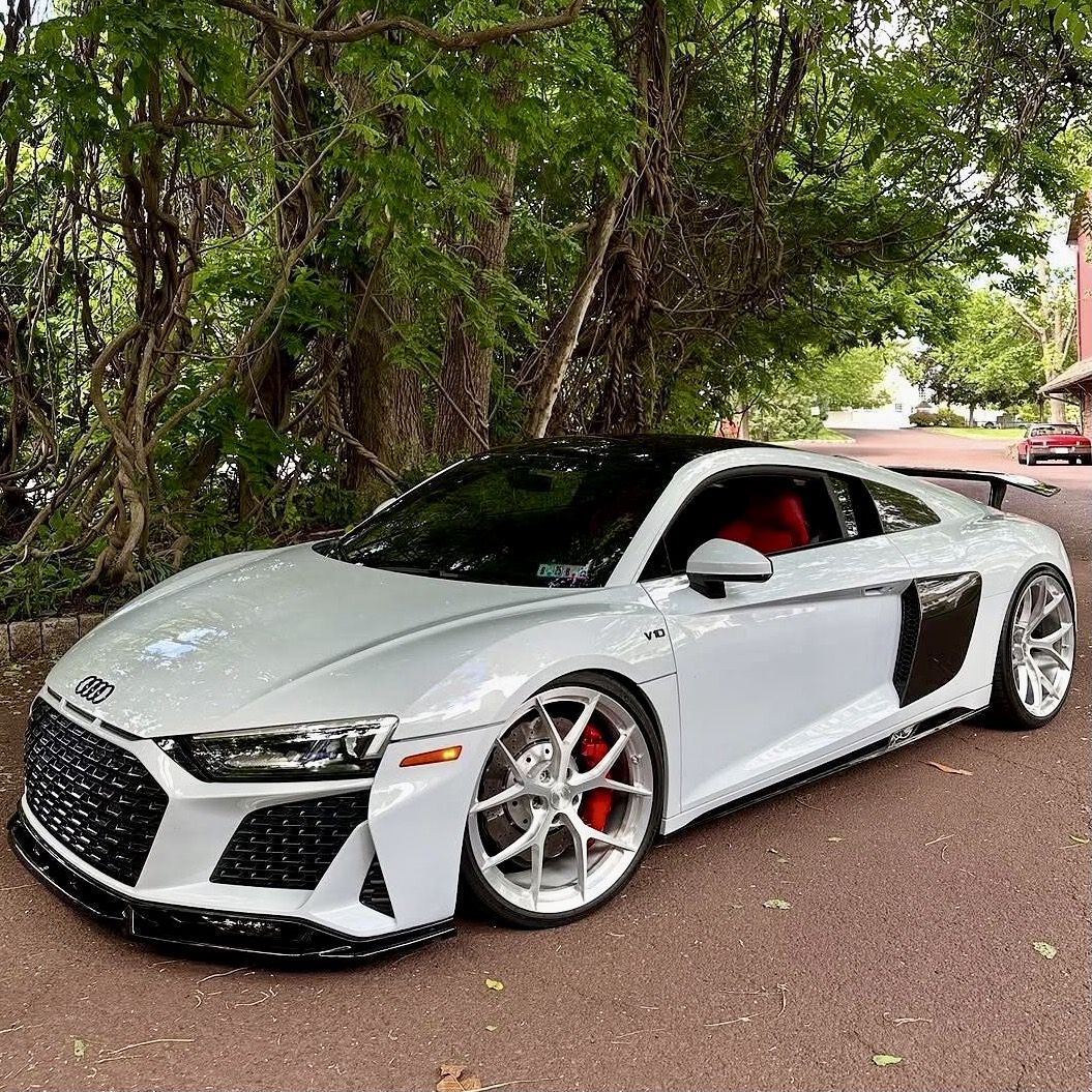 #Audi #V10