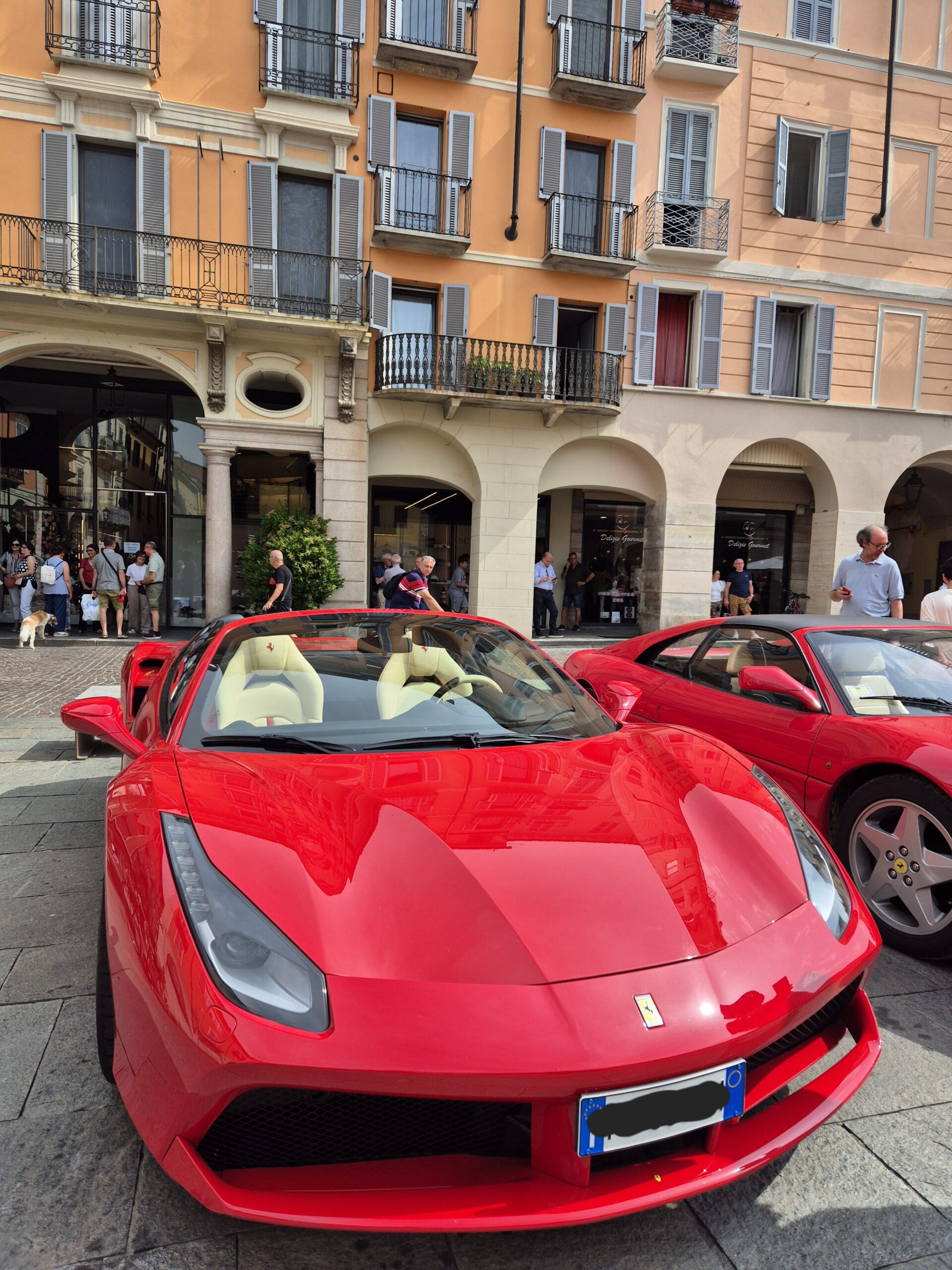 #Ferrari #LaFerrari