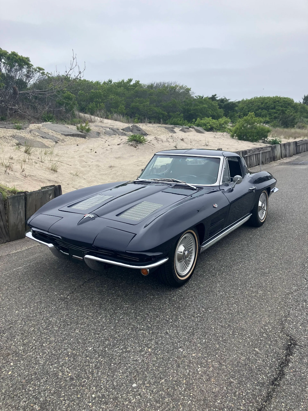 #Chevrolet #Corvette #SplitWindow #Coupe #beautifully #preserved..