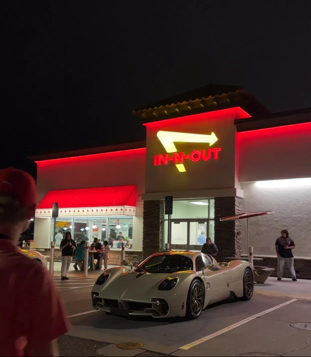 #Supercar #Night #Stop #InNOut #Dream #Ride #Meets #LateNight #Eats