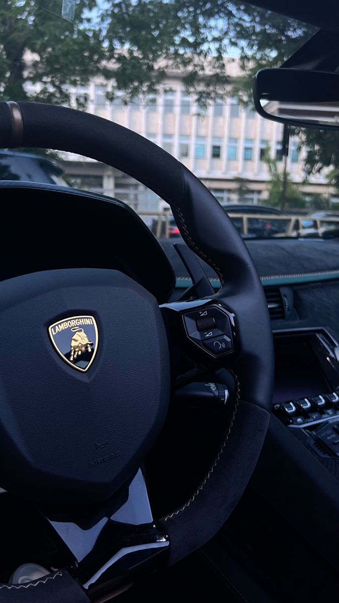 #Lamborghini #Aventador #Ultimae