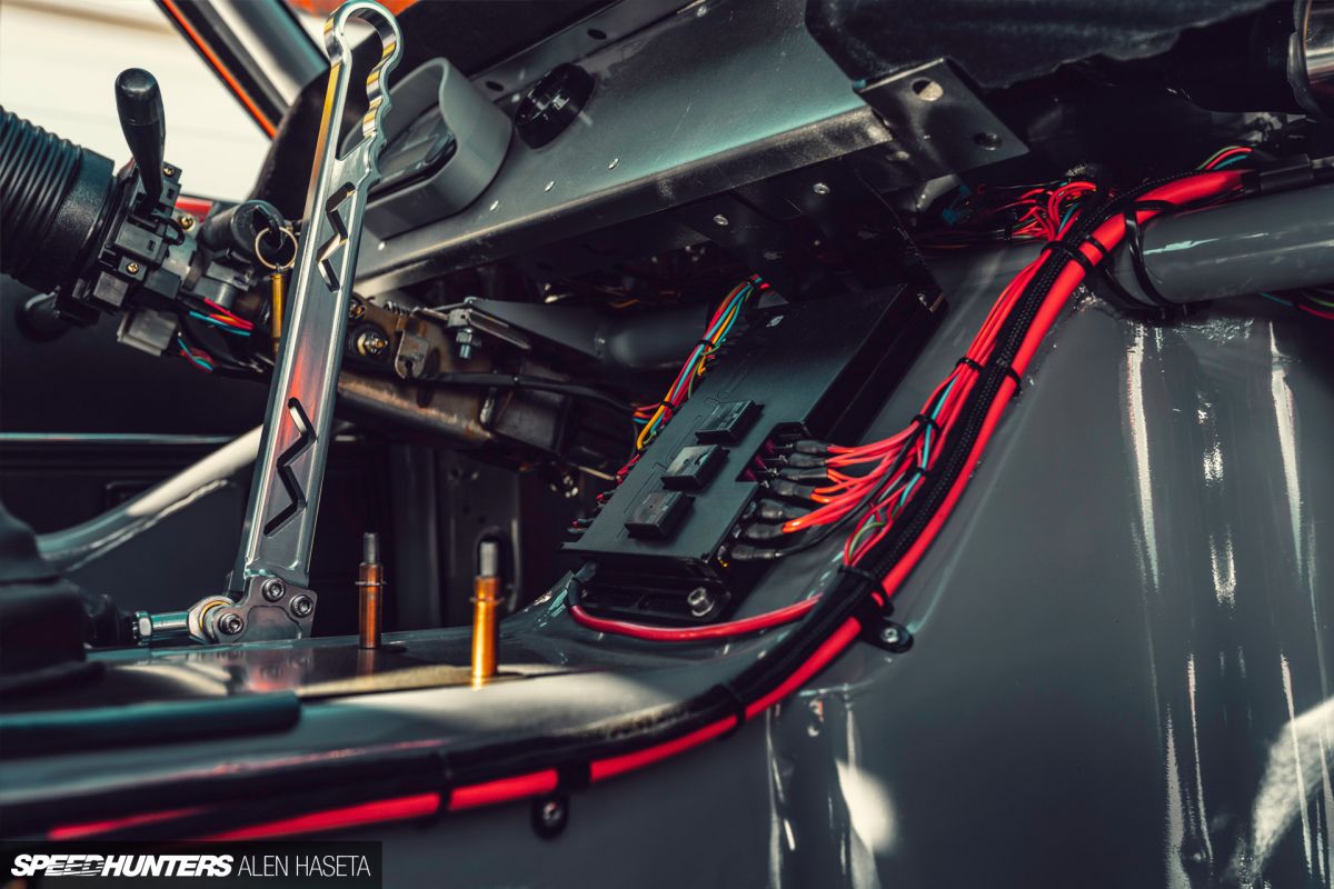 #Metal #Therapy #TubeFramed #WideBodied #Escape #Reality #Speedhunters