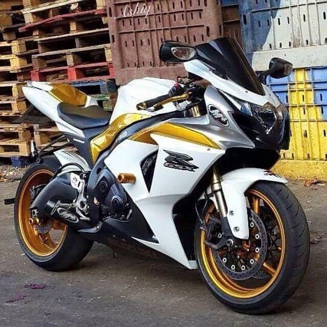 #Motorcycles #bikers #Suzuki #GSXR