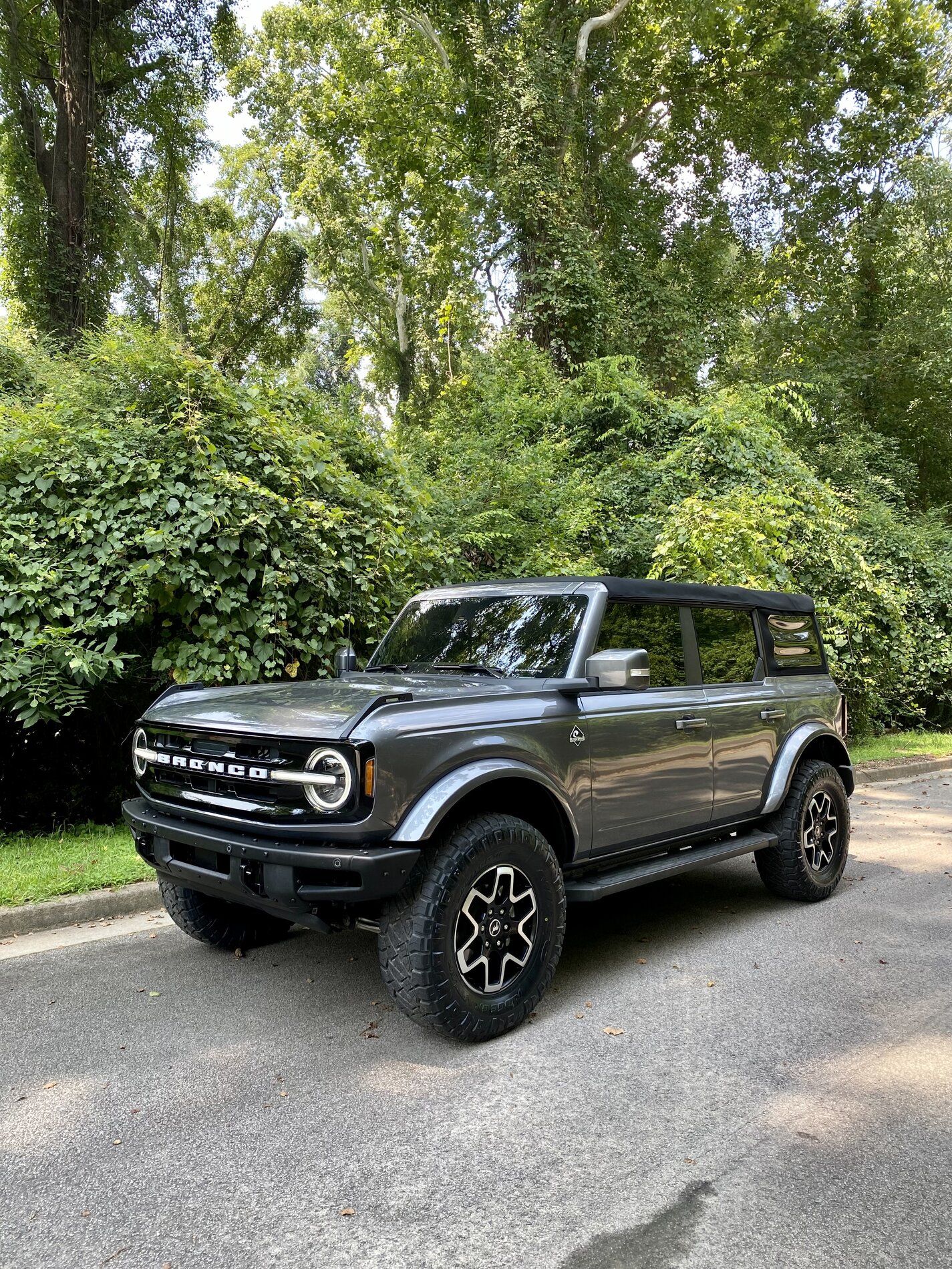 #Outer #Banks #4WP #Level #Kit #29570R18 #34.2×11.7 #Nitto #Ridge #Grapplers #stock #wheels