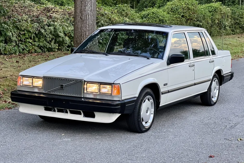 #Volvo #Sedan