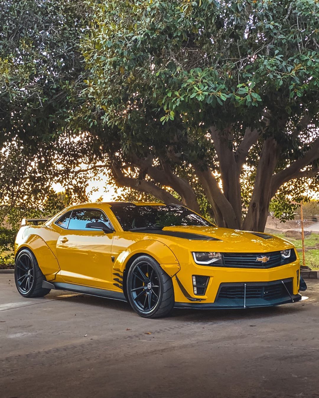 #Bumblebee #Chevy #Yellow #Camaro #side #profile