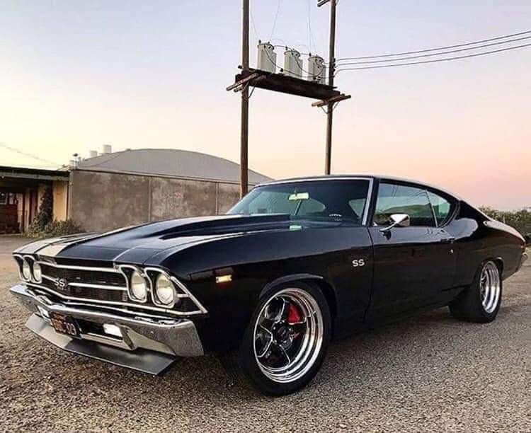 #Classic #Cars #Women