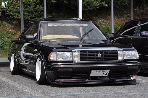 #Toyota #Crown