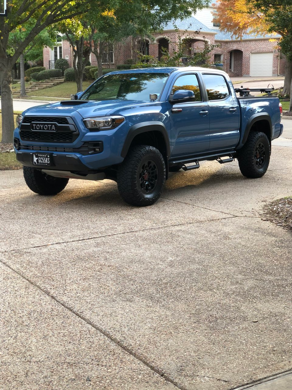 #lift #TRD #PRO #bit #stock #suspension