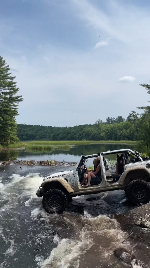 #Part #Jeeping #Places #Discover
