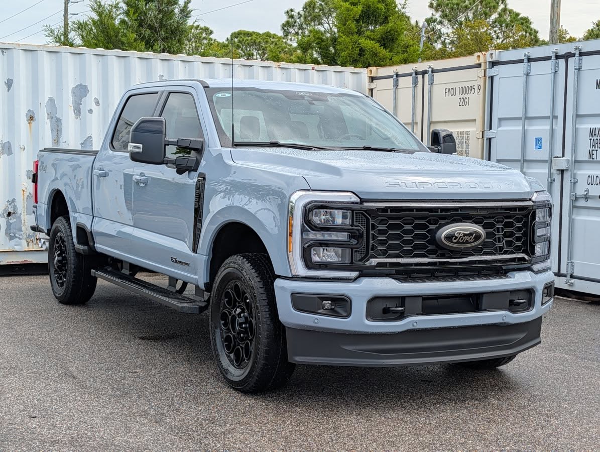 #Ford #F250 #Super #Duty #Lariat