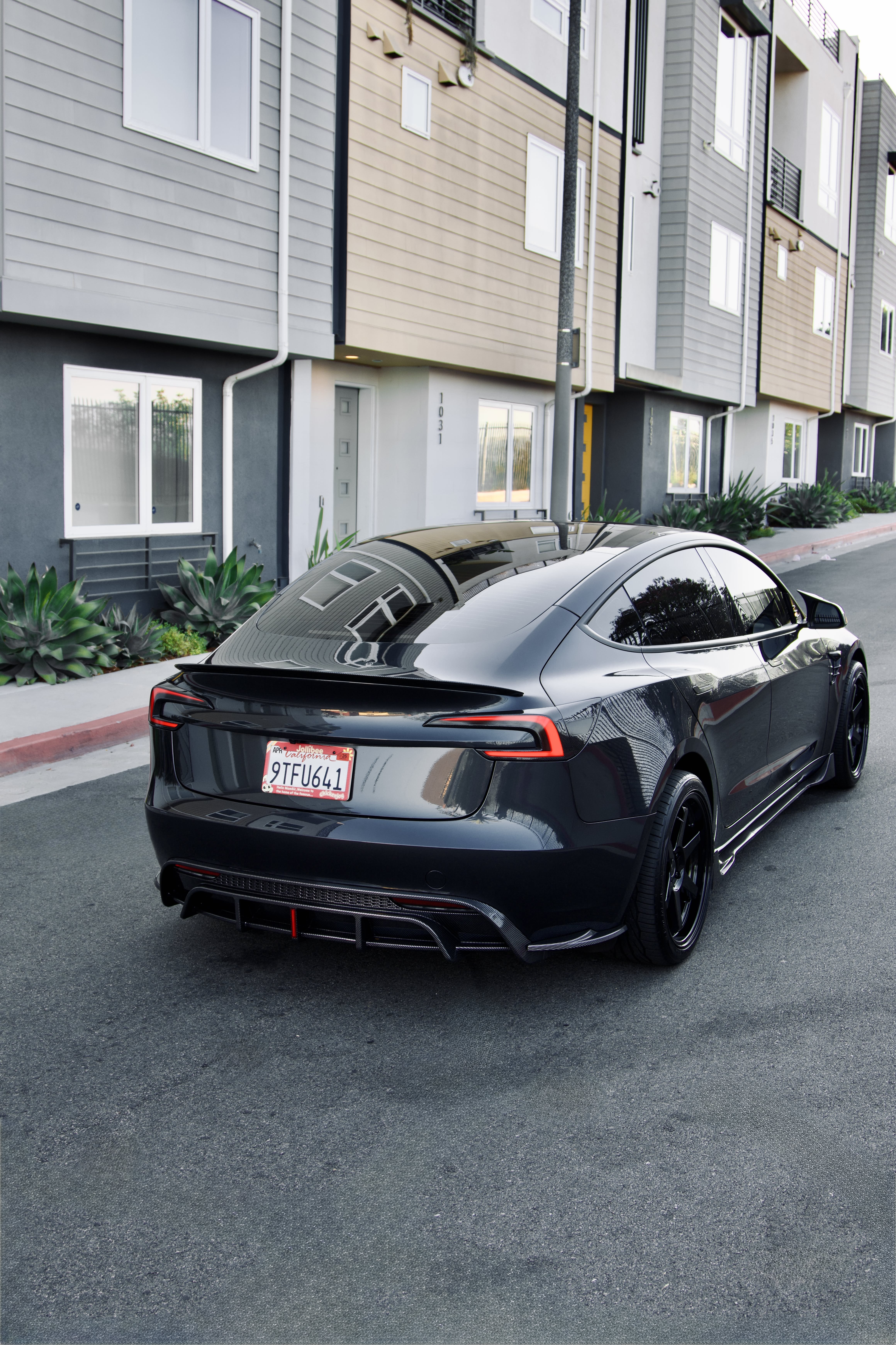 Tesla Model 3 - Vors TR37