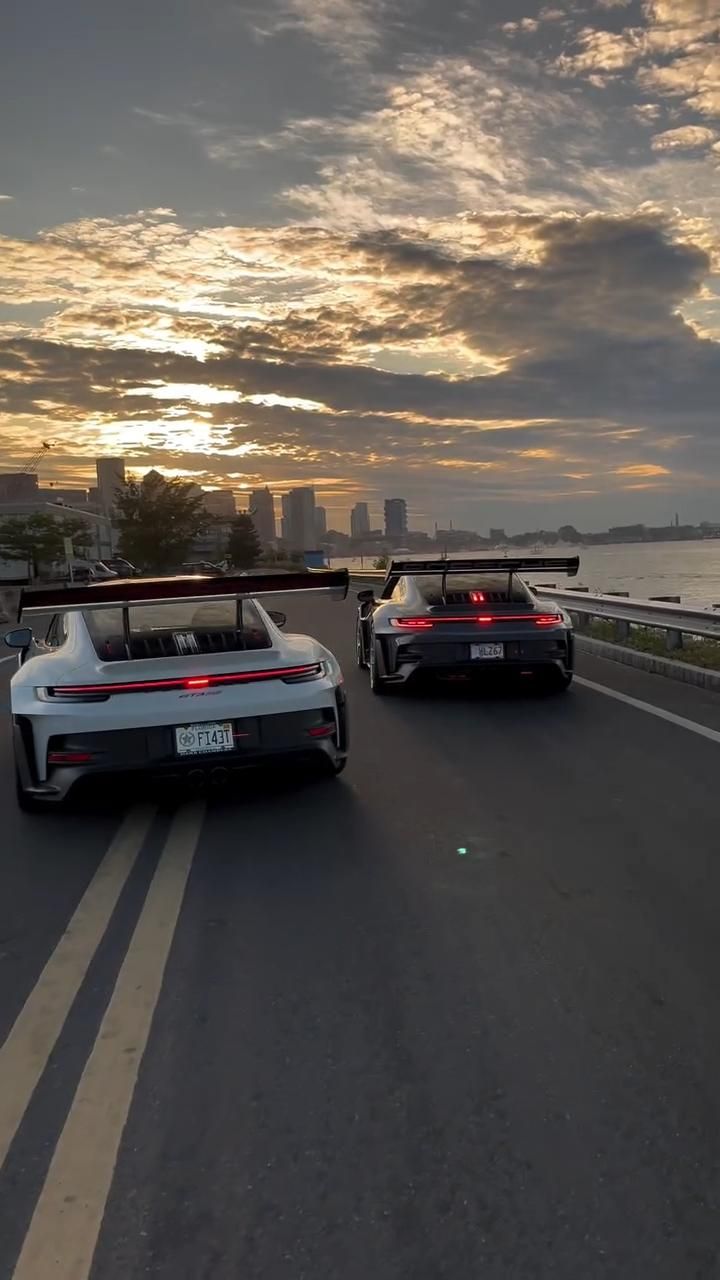 #Sunset #Cars