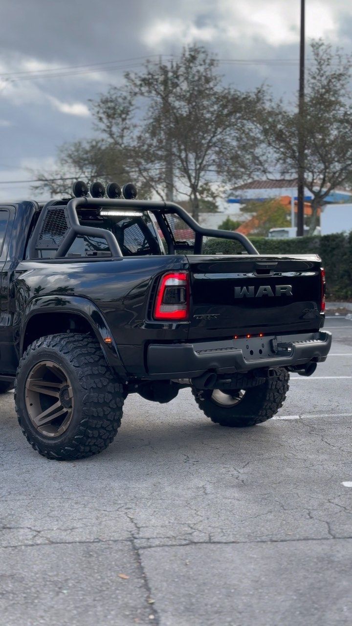 #Powerful #4×4 #Pickups #Adventure
