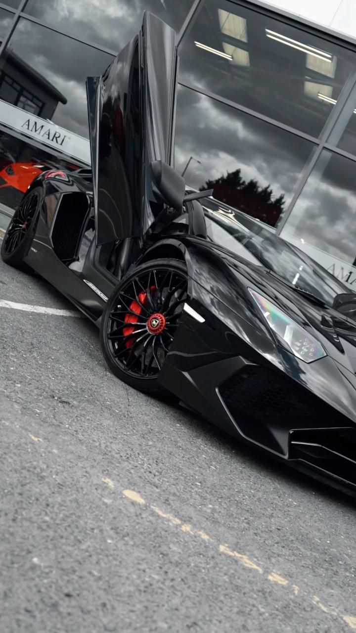 #Lamborghini #Aventador #roadster